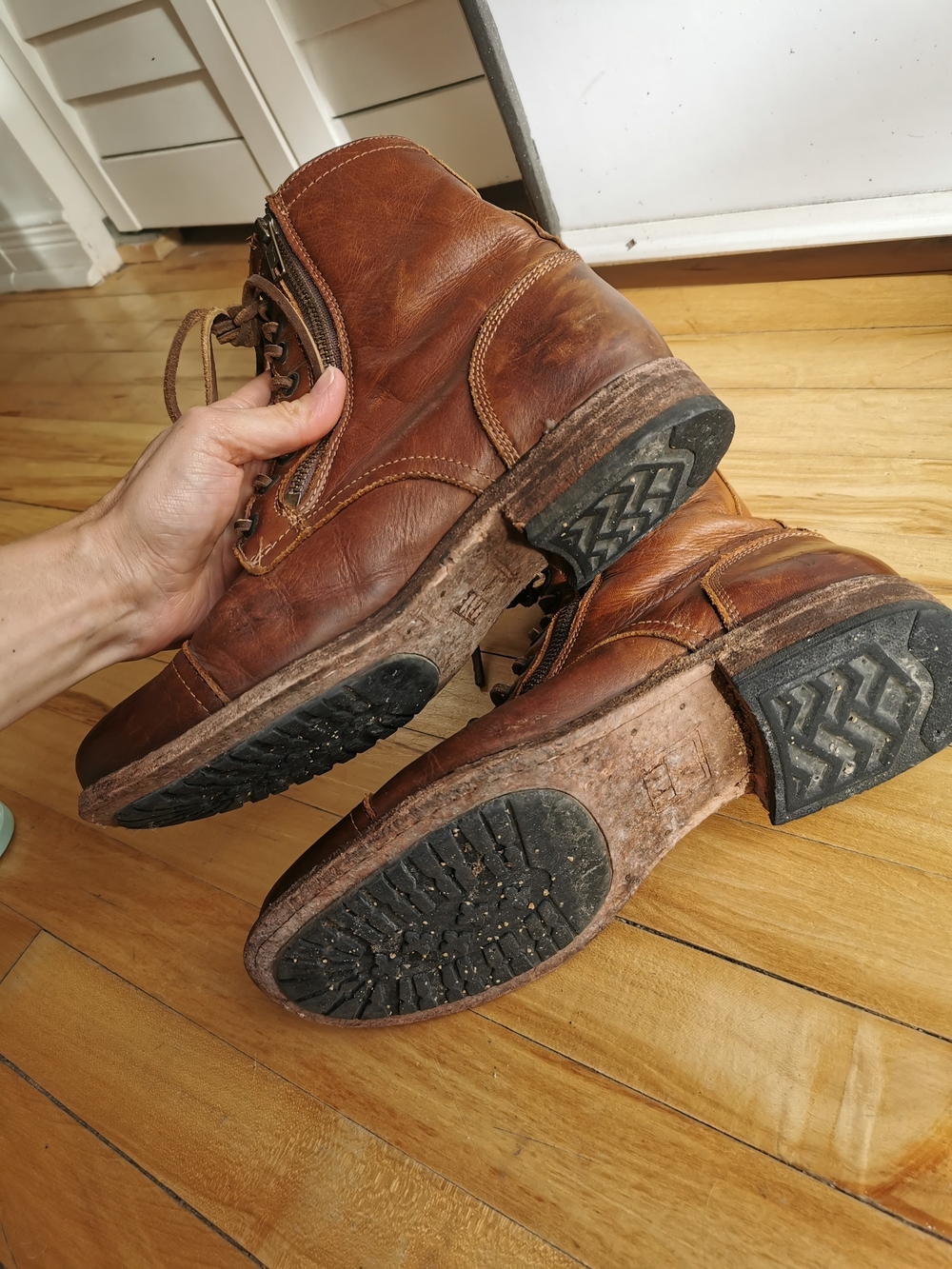 Frye Brown Leather Lace Up Double Zip Combat Boots - Size 9 - Picture 6 of 9